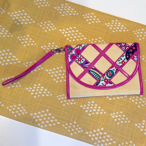 Vera Bradley rattan clutch - Picture 1 of 3